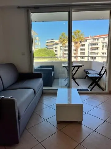 Апартаменты Terrasse Pres De La