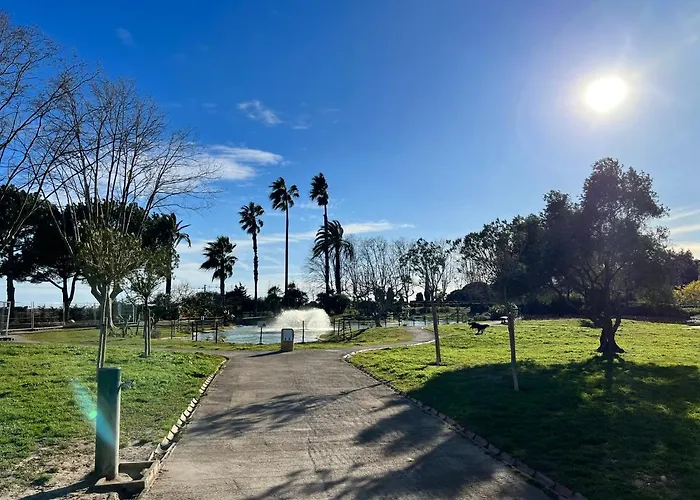 Terrasse Pres De La Антиб